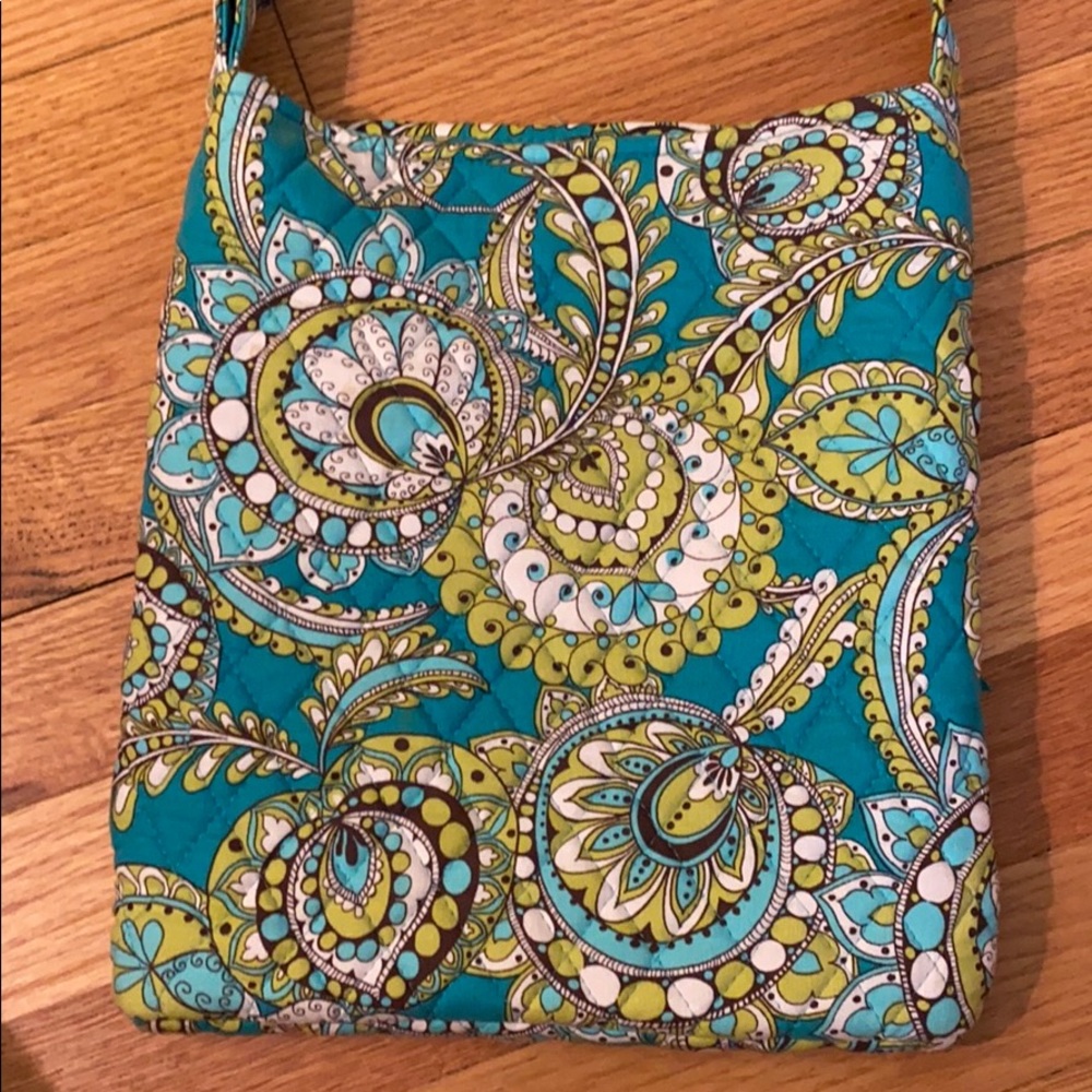 Vera Bradley crossbody - Picture 3 of 6
